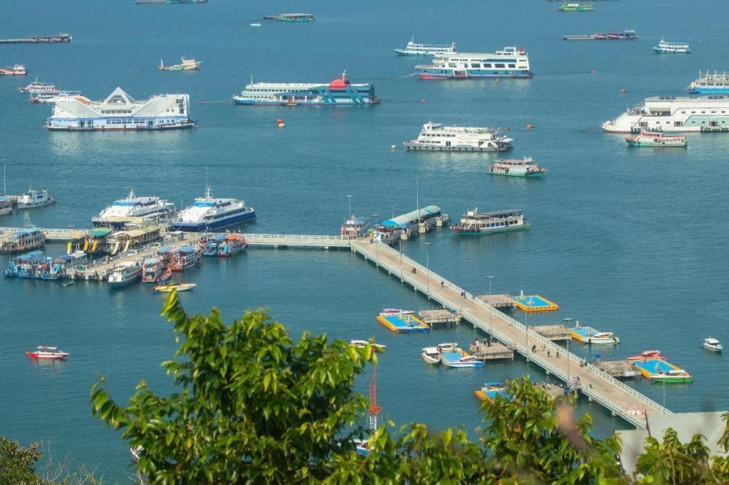 B2 South Pattaya Premier Hotel Kültér fotó