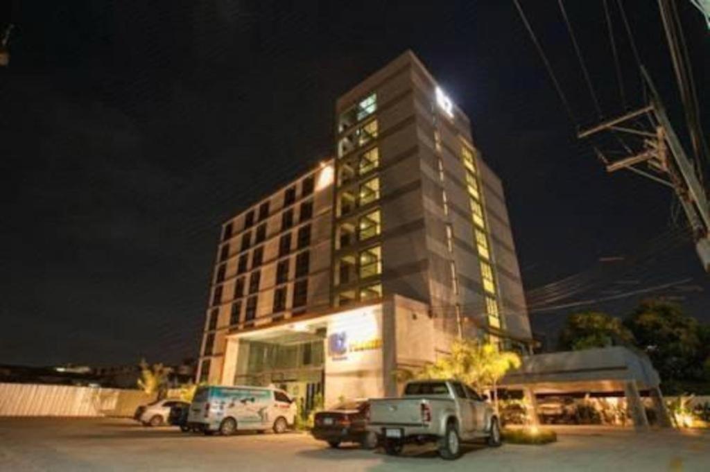 B2 South Pattaya Premier Hotel Kültér fotó