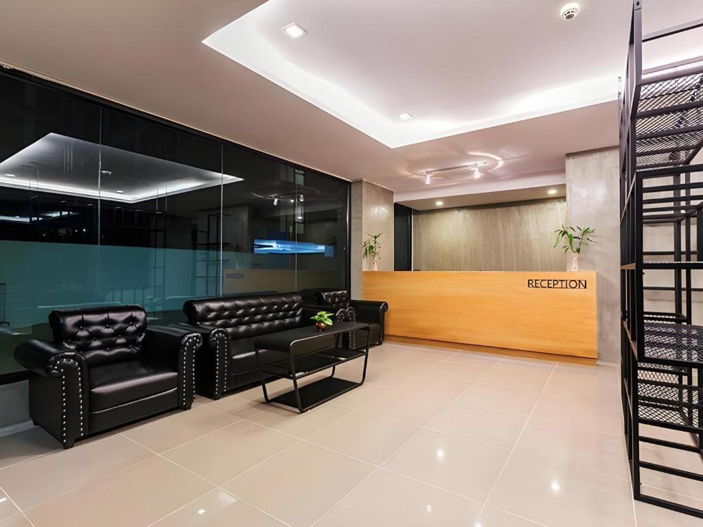 B2 South Pattaya Premier Hotel Kültér fotó