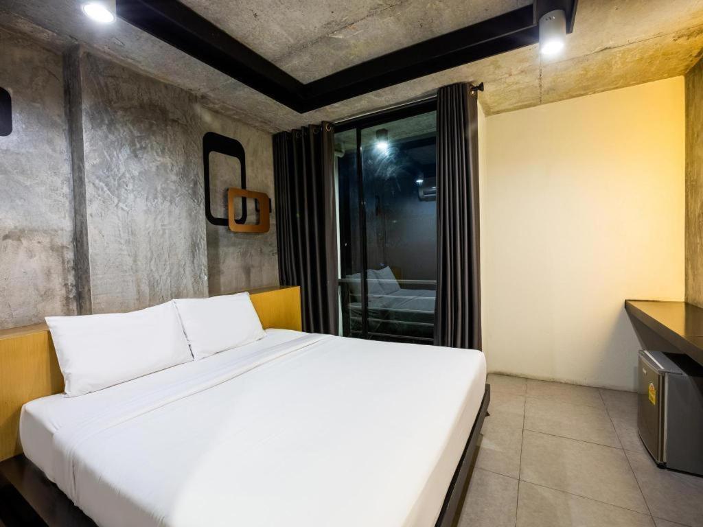 B2 South Pattaya Premier Hotel Kültér fotó