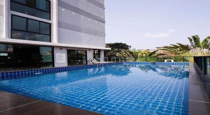 B2 South Pattaya Premier Hotel Kültér fotó