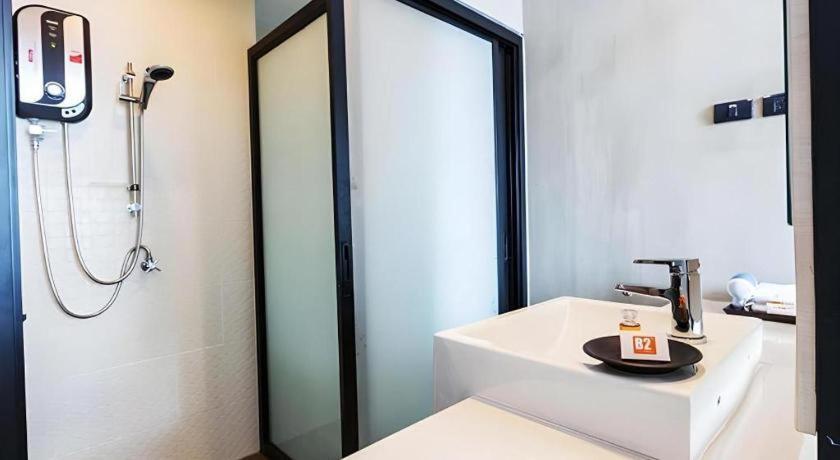 B2 South Pattaya Premier Hotel Kültér fotó